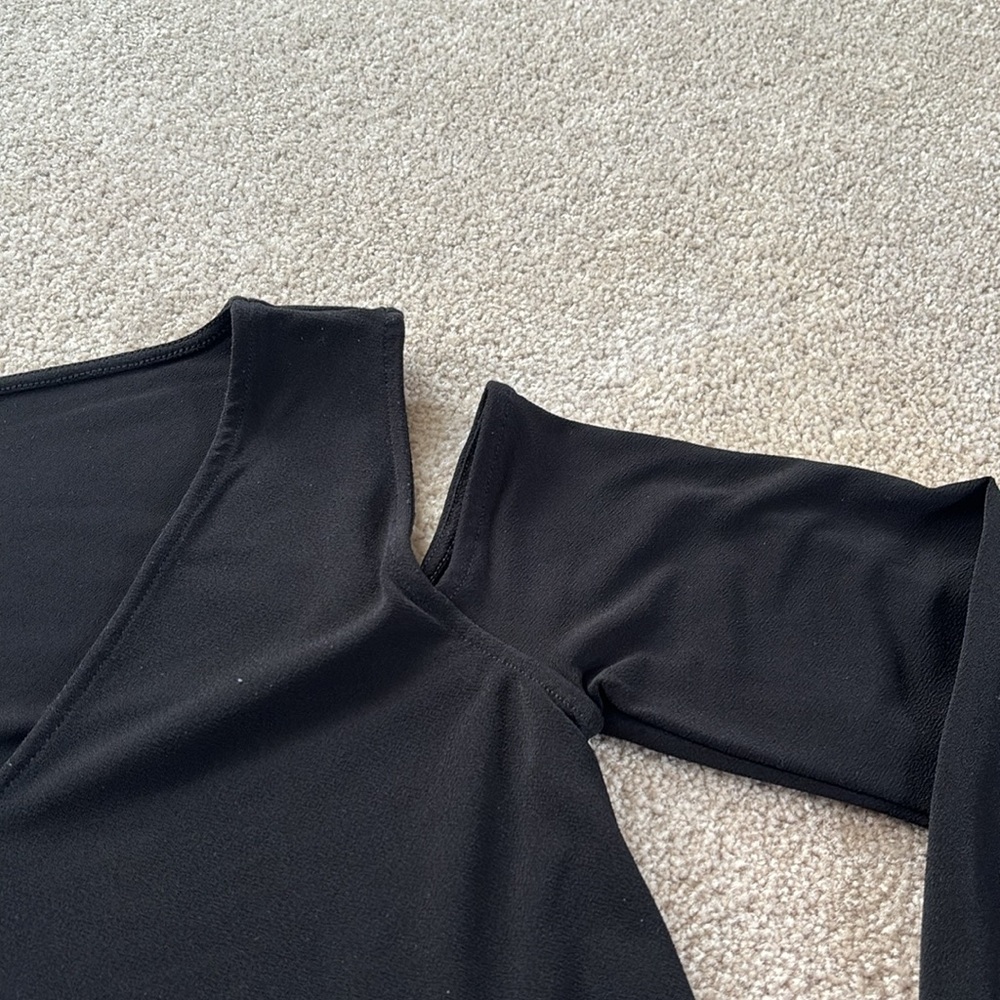 Express Cold Shoulder Shirt - Picture 3 of 5